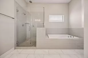5912 E Post Oak Ln, Houston, TX 77055 - Photo 16