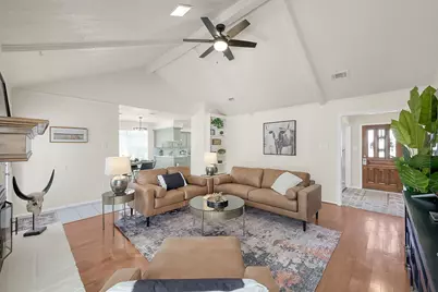 607 Shenandoah Drive, Shenandoah, TX 77381 - Photo 6