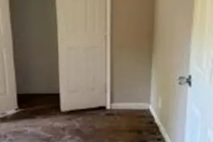 6734 E Bayou Dr, Hitchcock, TX 77563 - Photo 2