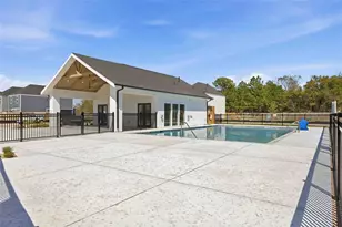 7614 Inwood Hls Ln, Houston, TX 77088 - Photo 38