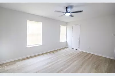 915 N Oak Drive, Houston, TX 77073 - Photo 32