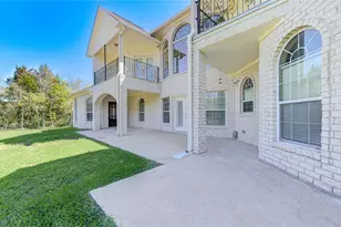 1321 E Archer Rd, Baytown, TX 77521 - Photo 22