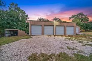 242 Magnolia Dr, Onalaska, TX 77360 - Photo 26