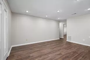 112 Grantham Rd, Baytown, TX 77521 - Photo 10