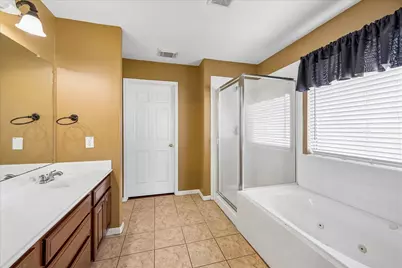 5238 Kylie Springs Lane, Houston, TX 77066 - Photo 14