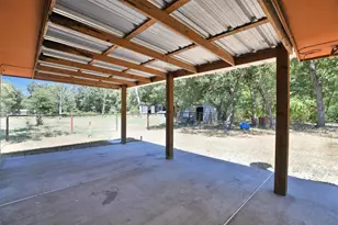 4056 Pecan Ln, Madisonville, TX 77864 - Photo 16