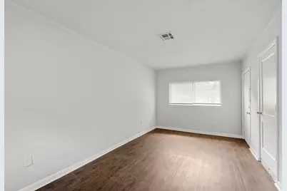 7918 Jutland Road, Houston, TX 77033 - Photo 4