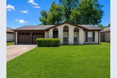 8918 Indian River Drive, Houston, TX 77088 - Photo 2