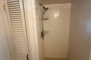 8918 Indian River Dr, Houston, TX 77088 - Photo 20