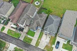 2302 Abernathy St, Houston, TX 77026 - Photo 18