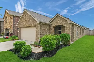 20751 Winghaven Dr, Katy, TX 77449 - Photo 2