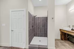 145 Meadowview Dr, Trinity, TX 75862 - Photo 24
