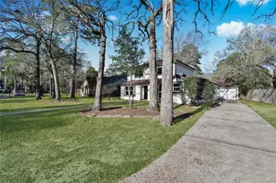 2035 Round Spring Dr, Houston, TX 77339 - Photo 32