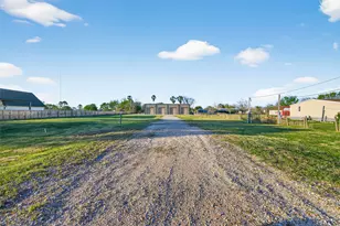 5901 Cr-675, Rosharon, TX 77583 - Photo 8