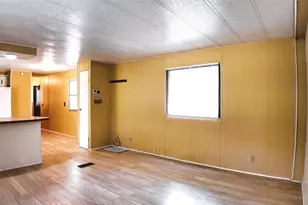 251 Oakdale Dr, Huntsville, TX 77320 - Photo 6