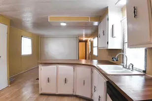 251 Oakdale Dr, Huntsville, TX 77320 - Photo 12