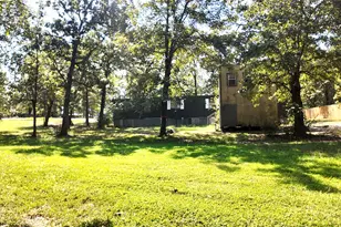 251 Oakdale Dr, Huntsville, TX 77320 - Photo 30