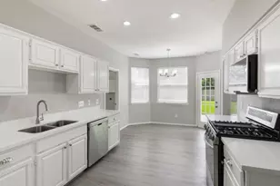 4607 Blue Rose Cir, Missouri City, TX 77459 - Photo 10