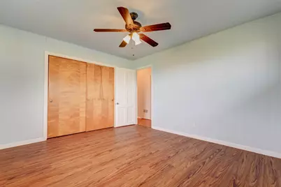 925 Norcross Road, Wallis, TX 77485 - Photo 20