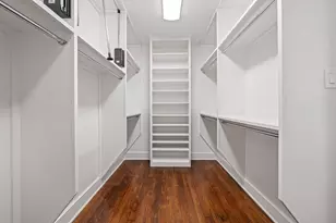 200 E 26th St, Houston, TX 77008 - Photo 20