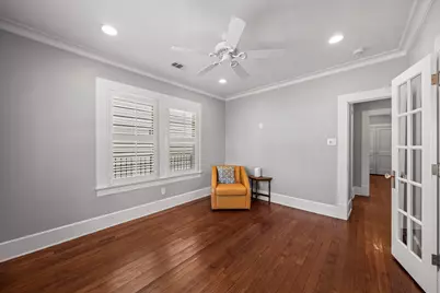 200 E 26th Street, Houston, TX 77008 - Photo 4