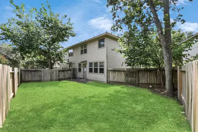 139 Benedict Canyon Loop, The Woodlands, TX 77382 - Photo 20