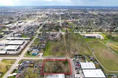 202 Burbank Street, Houston, TX 77076 - Photo 12