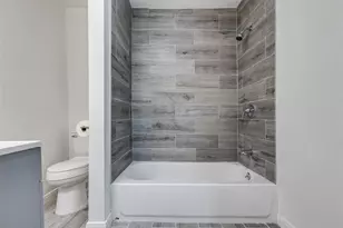 200 Pine St, Prairie View, TX 77445 - Photo 12