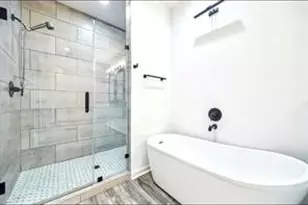 310 Connecticut St, Houston, TX 77029 - Photo 4