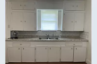 405 Woodrow Jackson Drive, Navasota, TX 77868 - Photo 6