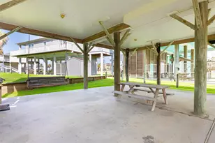 975 S Redfish, Crystal Beach, TX 77650 - Photo 32