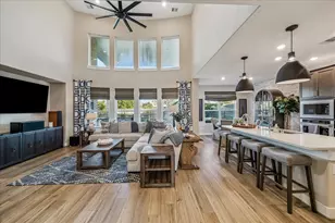 2019 Heather Cyn Dr, Pearland, TX 77089 - Photo 2