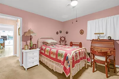 102 W Meadow Lane, West Columbia, TX 77486 - Photo 16