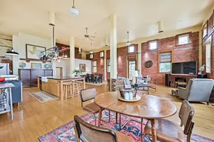 7765 Pigeon Dr, Hitchcock, TX 77563 - Photo 10