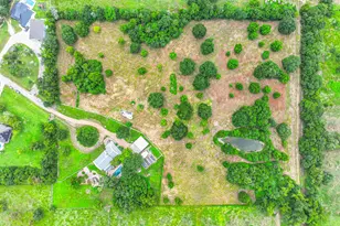 7765 Pigeon Dr, Hitchcock, TX 77563 - Photo 4