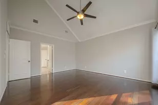15714 Sylvan Lake Dr, Houston, TX 77062 - Photo 36