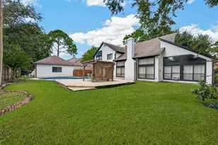 15714 Sylvan Lake Dr, Houston, TX 77062 - Photo 42