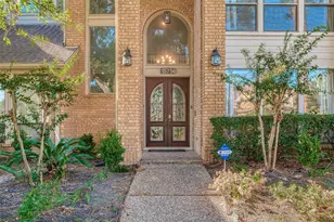 15714 Sylvan Lake Dr, Houston, TX 77062 - Photo 4