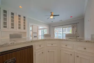 15714 Sylvan Lake Drive, Houston, TX 77062 - Photo 10
