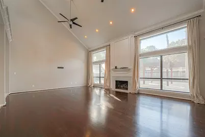 15714 Sylvan Lake Drive, Houston, TX 77062 - Photo 8