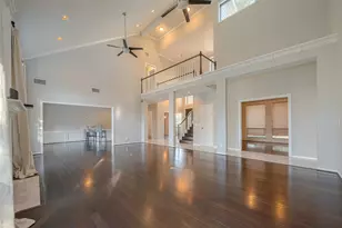 15714 Sylvan Lake Dr, Houston, TX 77062 - Photo 10