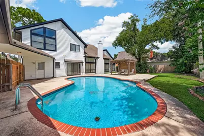 15714 Sylvan Lake Drive, Houston, TX 77062 - Photo 46
