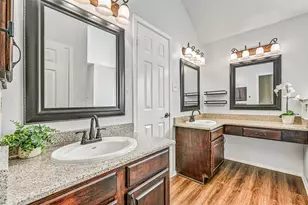 1909 Lavaca St, Friendswood, TX 77546 - Photo 16