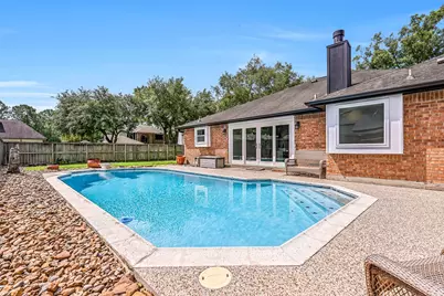 1909 Lavaca Street, Friendswood, TX 77546 - Photo 22