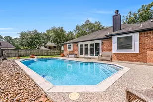 1909 Lavaca St, Friendswood, TX 77546 - Photo 22