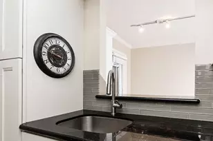 3402 Garrott St, Houston, TX 77006 - Photo 18