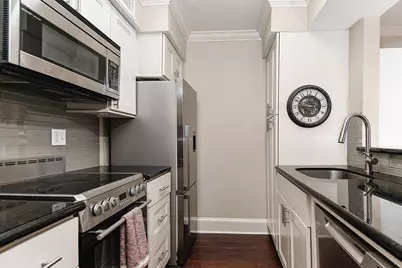 3402 Garrott Street #2, Houston, TX 77006 - Photo 12