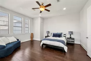 411 T C Jester Blvd, Houston, TX 77007 - Photo 14