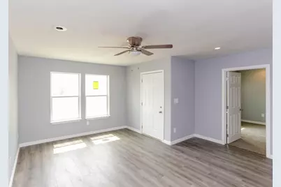 5317 Tarawa Road, Houston, TX 77033 - Photo 10