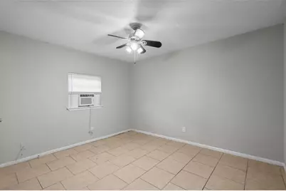 3501 Avenue M #4, Galveston, TX 77550 - Photo 8